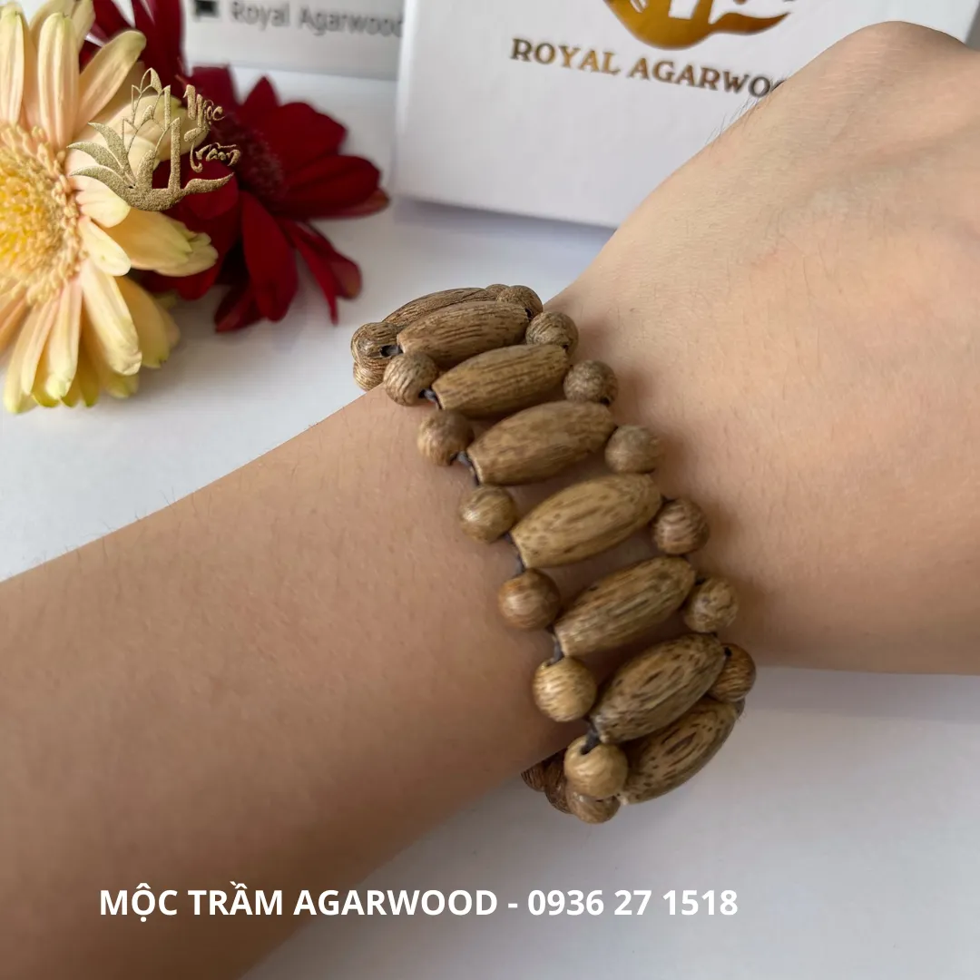 Vietnam Natural Agarwood Bracelet – Watch Strap Style with Cylinder &amp; Round Beads